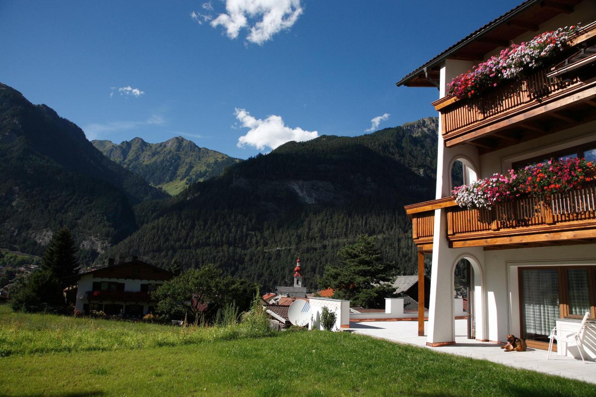 Apart Piz Mondin Pfunds Exterior foto