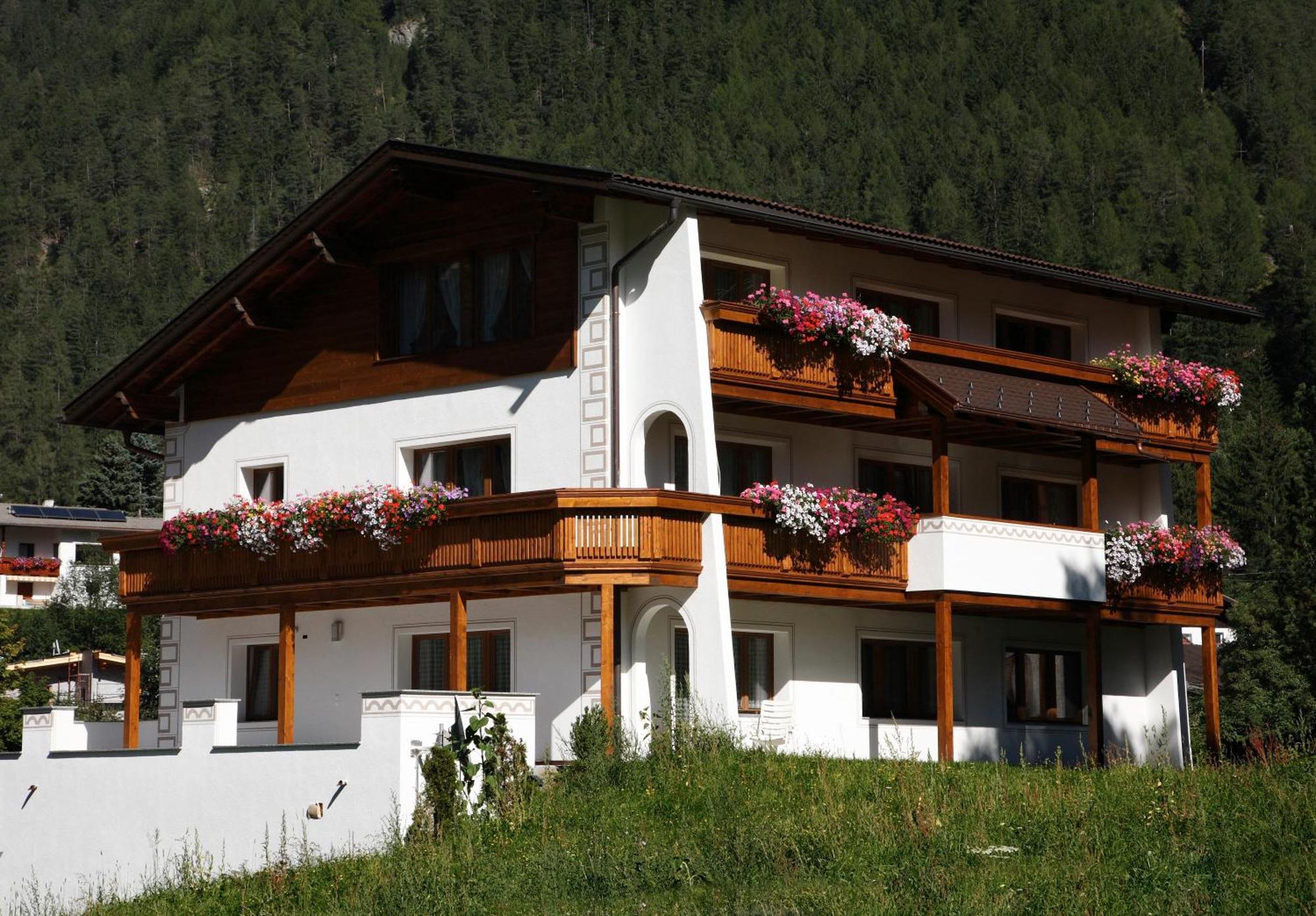Apart Piz Mondin Pfunds Exterior foto